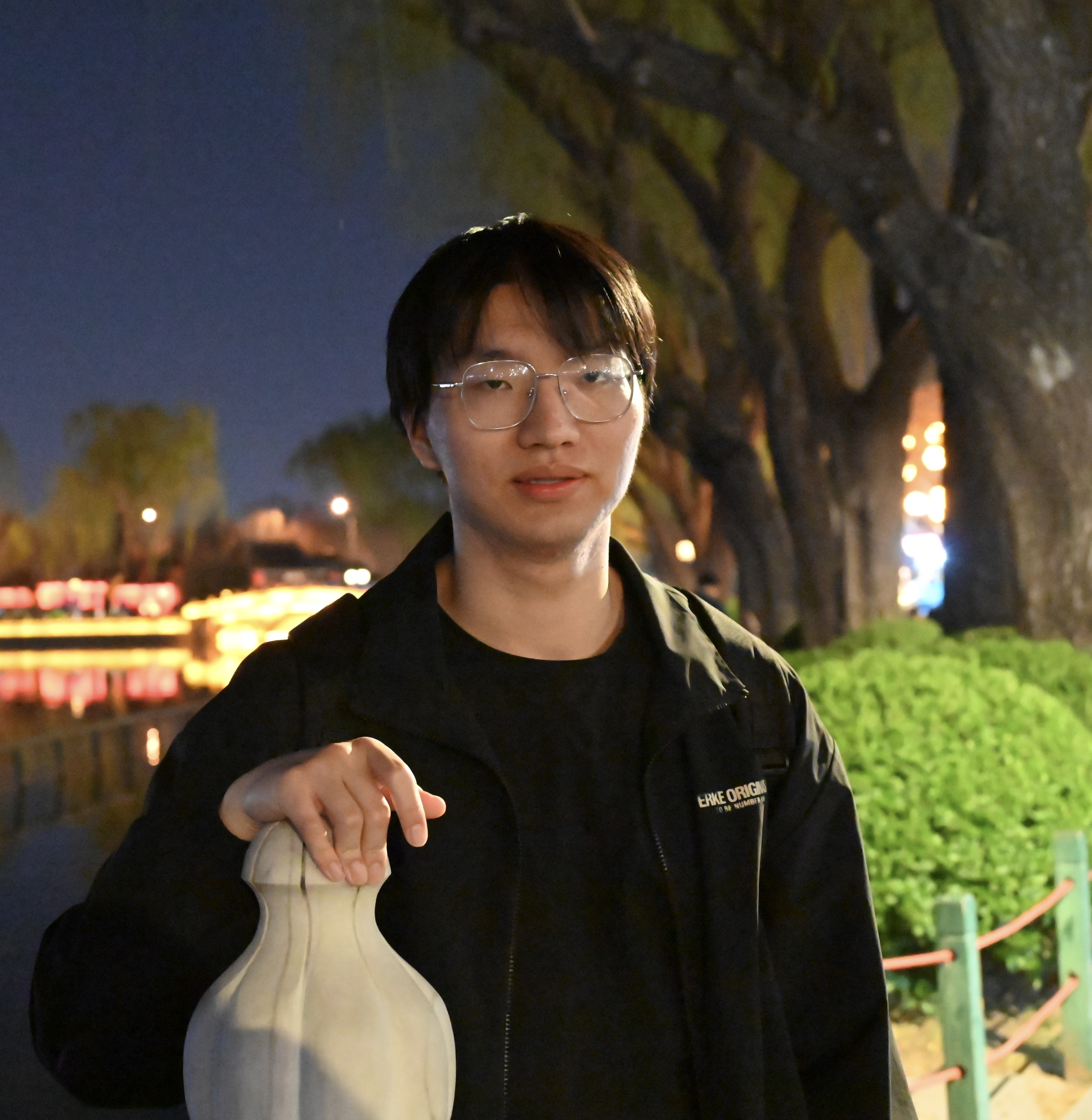 Yan Zhang